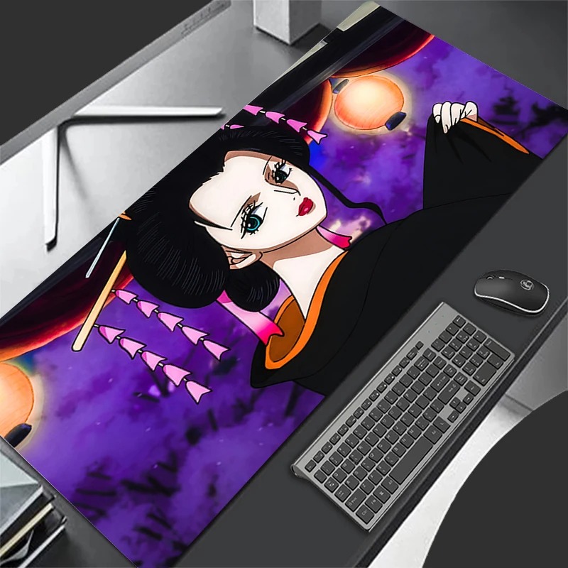 لوحة ماوس يابانية بتصميم فتاة  - مراجعة Pc Gaming Custom وسعره